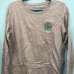 Vineyard Vines Long Sleeve Whale Graphic w/ Pocket